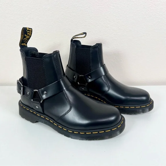 Dr. Martens WINCOX Black Leather Harness Buckle Moto Chelsea Boots Sz 9 NEW - Picture 4 of 16